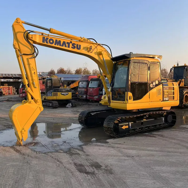Used 小松110-7 excavator