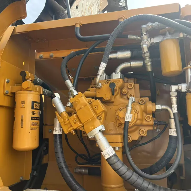 二手卡特330D2挖掘机