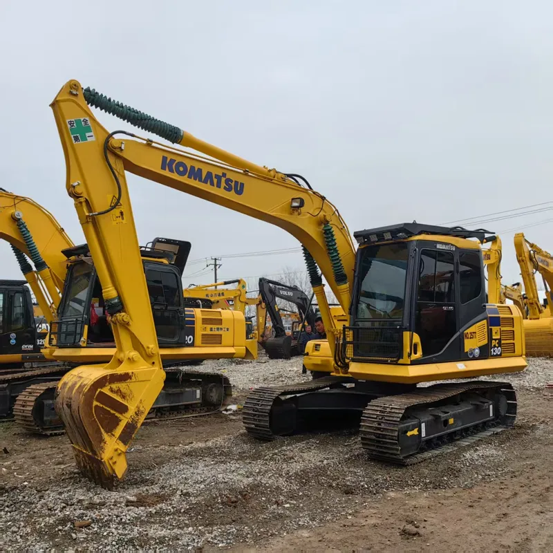 二手小松130-7挖掘机