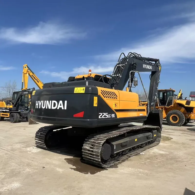 二手现代225-9挖掘机