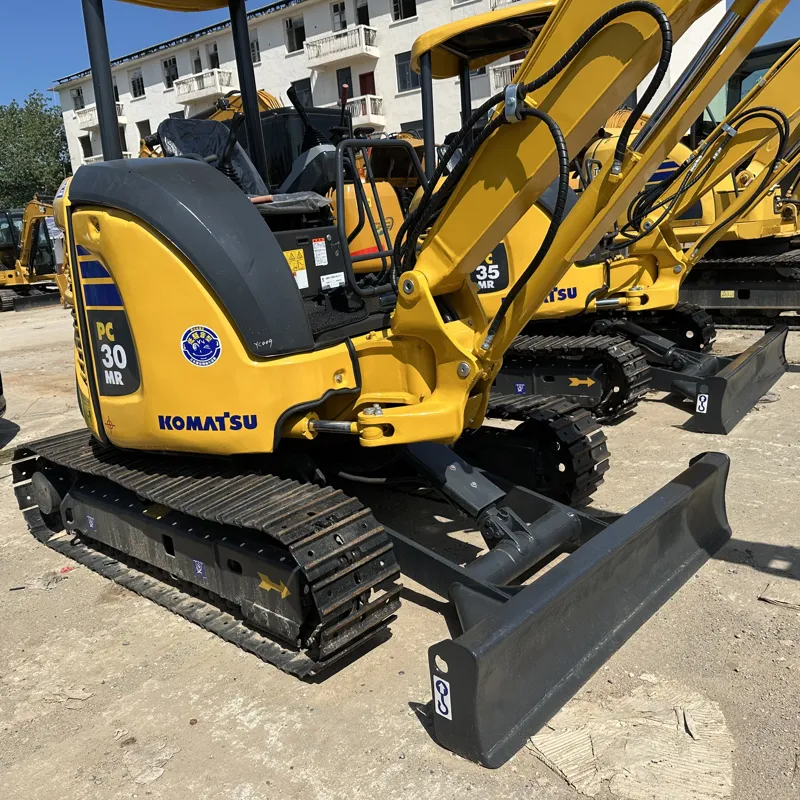 二手小松30 挖掘机