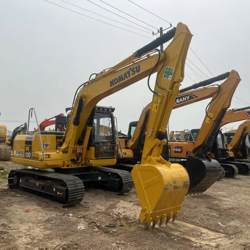 二手小松130-7挖掘机