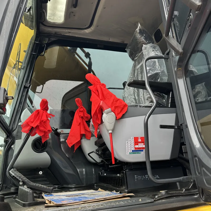 二手小松210-8挖掘机