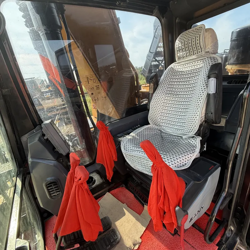 二手三一215挖掘机