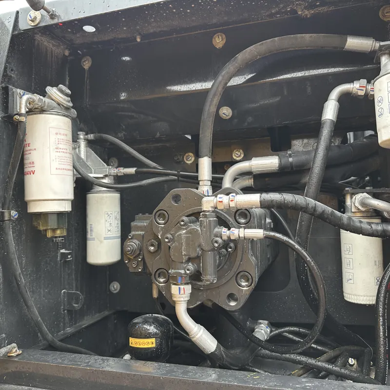 二手沃尔沃240挖掘机