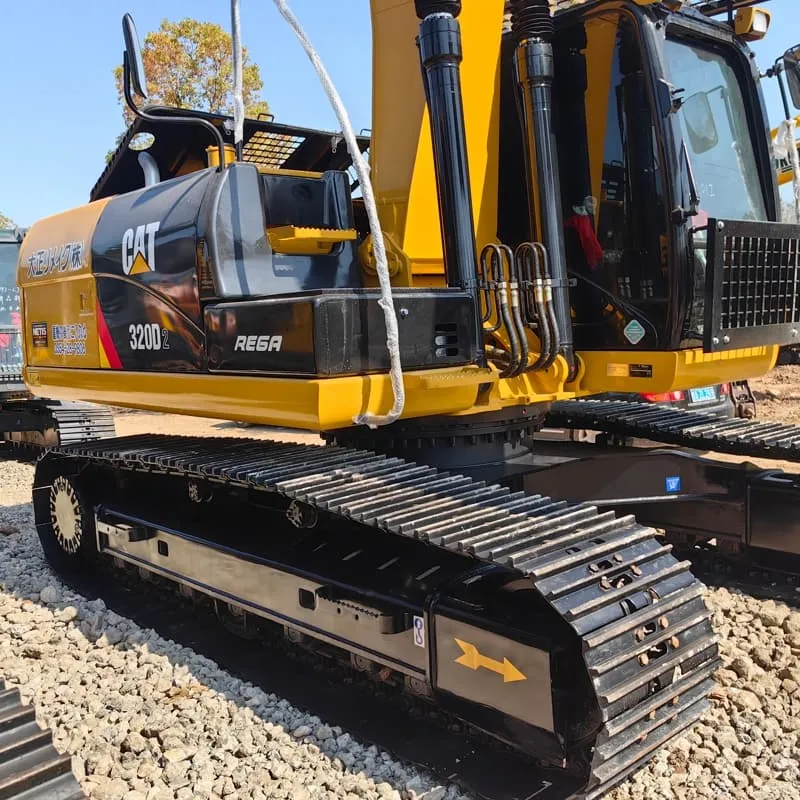 二手卡特320D2挖掘机
