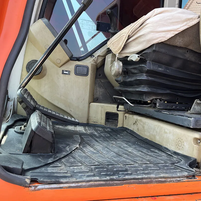 二手斗山DH300LC-7挖掘机