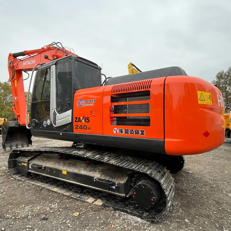 Used 日立ZX240-3 excavator