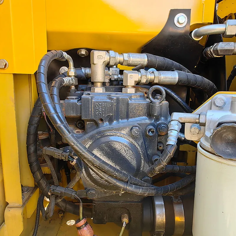 二手小松110-8挖掘机