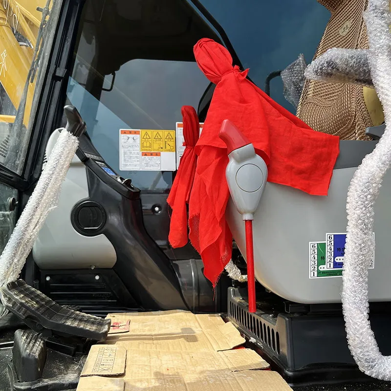 二手小松210-8挖掘机