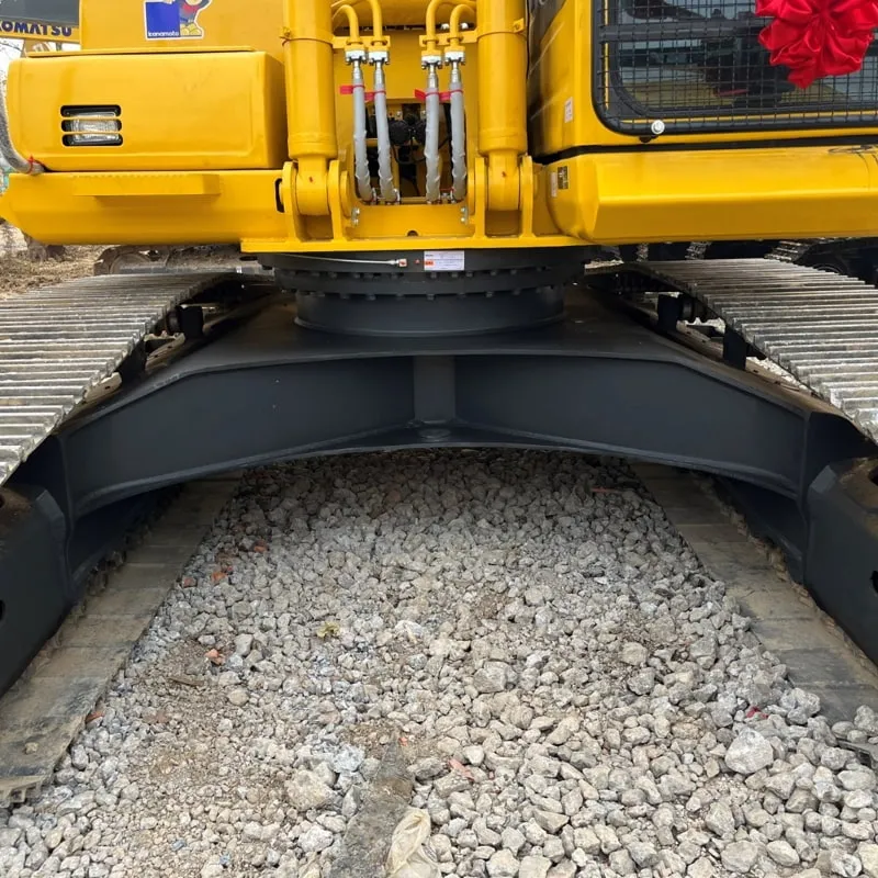 二手小松220-8挖掘机