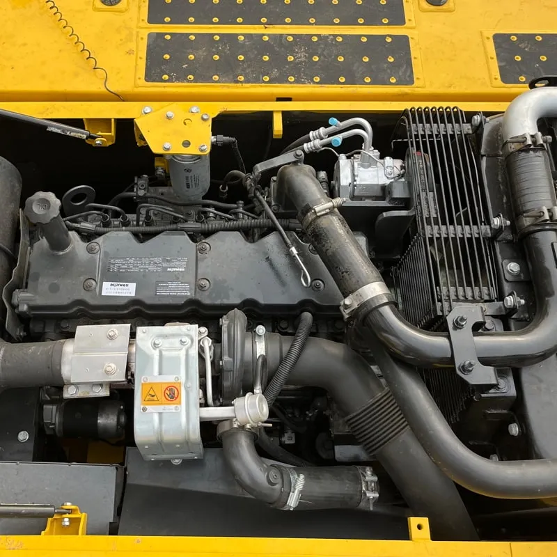 二手小松220-8挖掘机