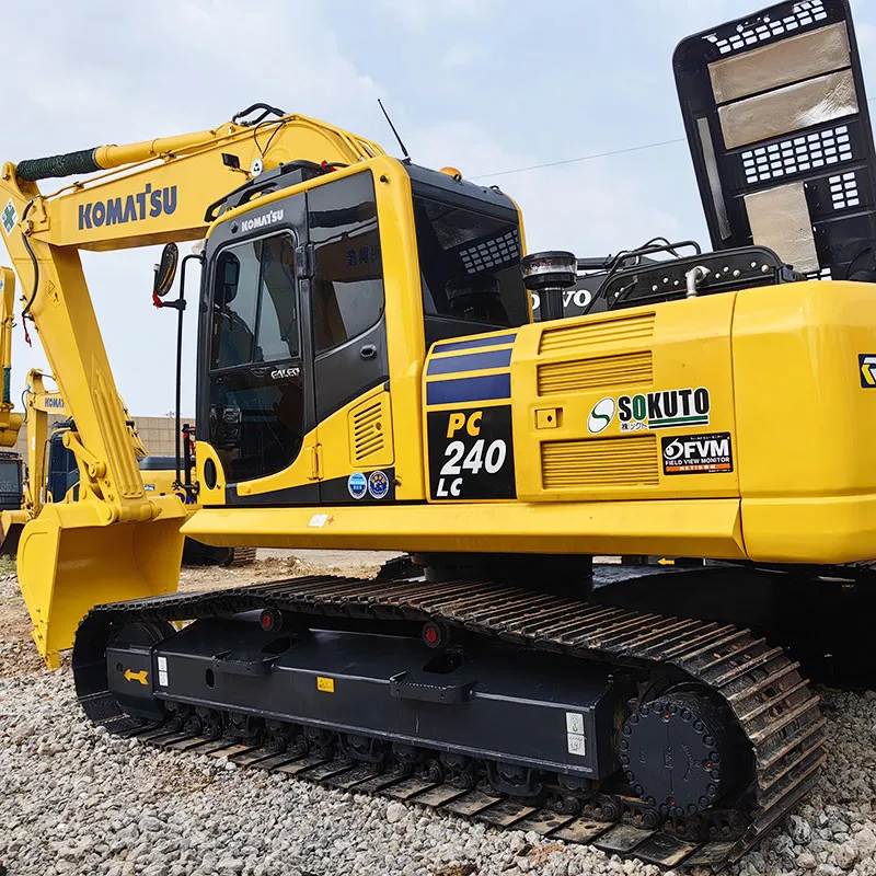 Used 小松240-8 excavator
