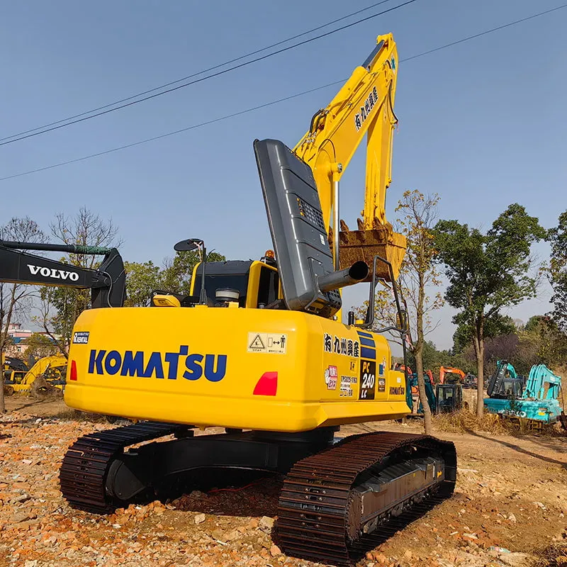 二手小松240-8挖掘机