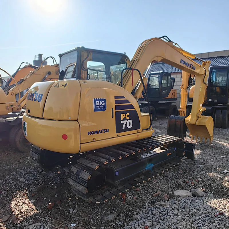二手小松70-8挖掘机