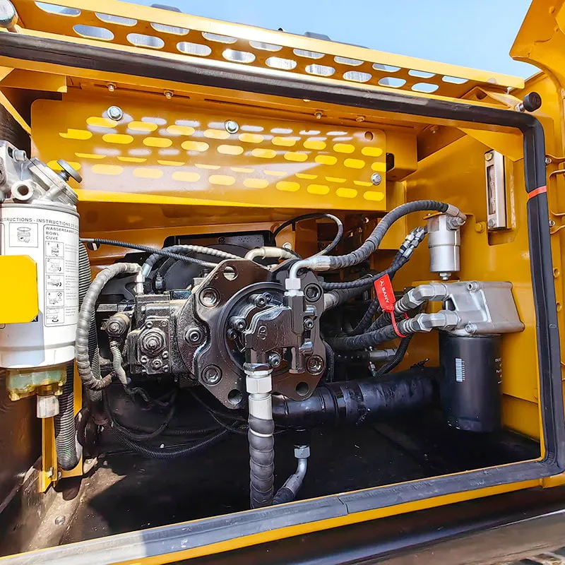 二手三一135挖掘机