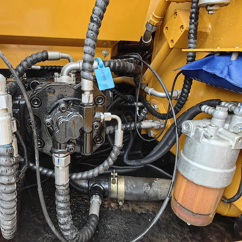 二手三一135挖掘机