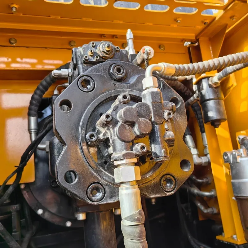 二手三一305挖掘机