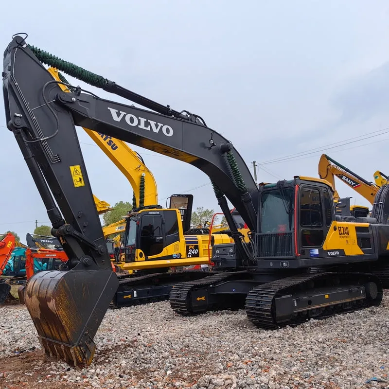 二手沃尔沃240挖掘机