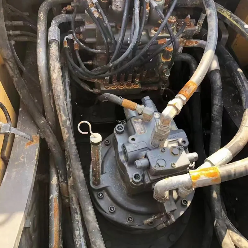 二手沃尔沃250挖掘机