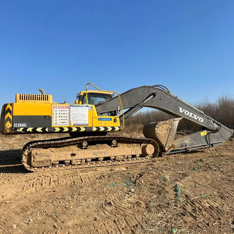 二手沃尔沃300挖掘机